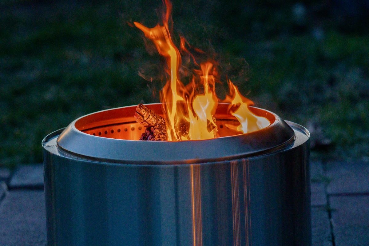 Solo Stove - Backyard Wedding Bonfire